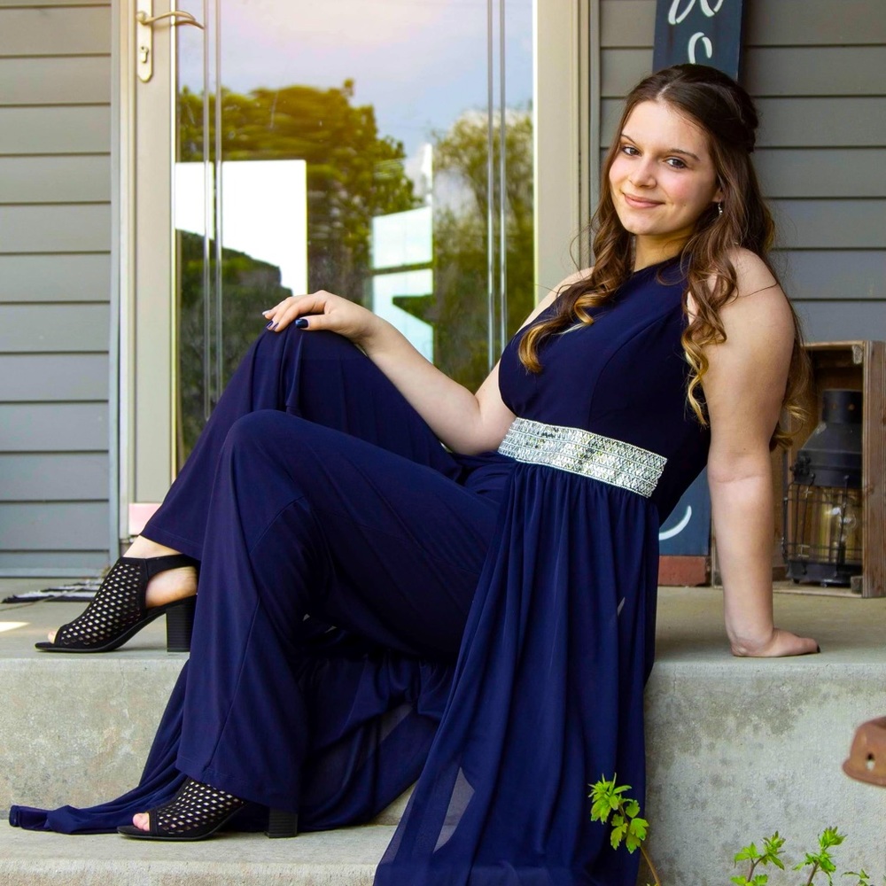 navy blue dress